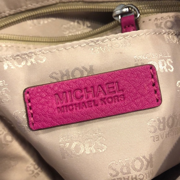 Fuschia Michael Kors Leather Shoulder Bag - Picture 6 of 6